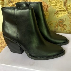 Madden girl size 8.5 ankle boots